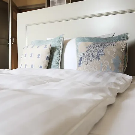 Romantik Friedrich Von Schiller Hotel 3*
